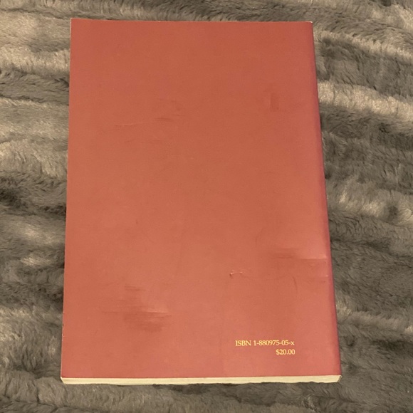 Lion’s Gaze Book - Picture 2 of 2